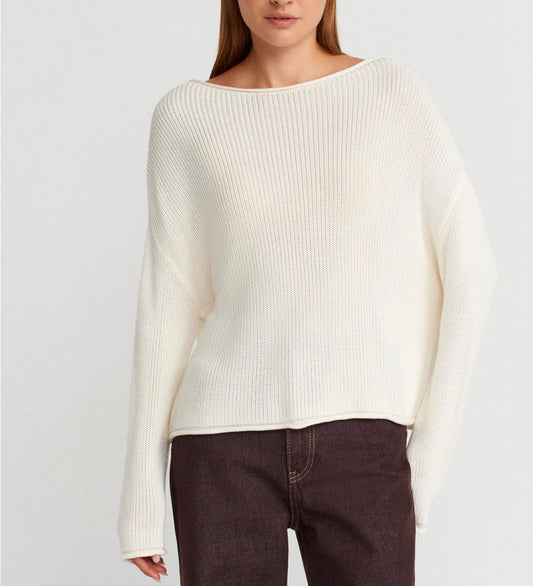 Ekru Kayık Yaka Salaş Triko Kazak