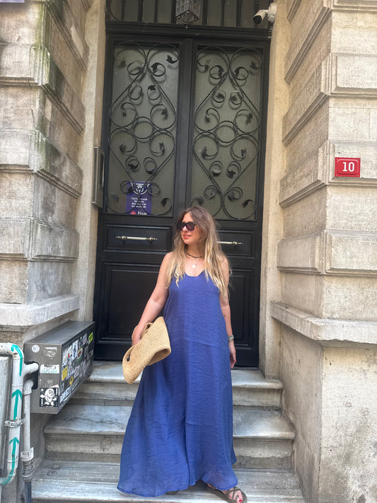 İçi Astarlı Askılı Elbise