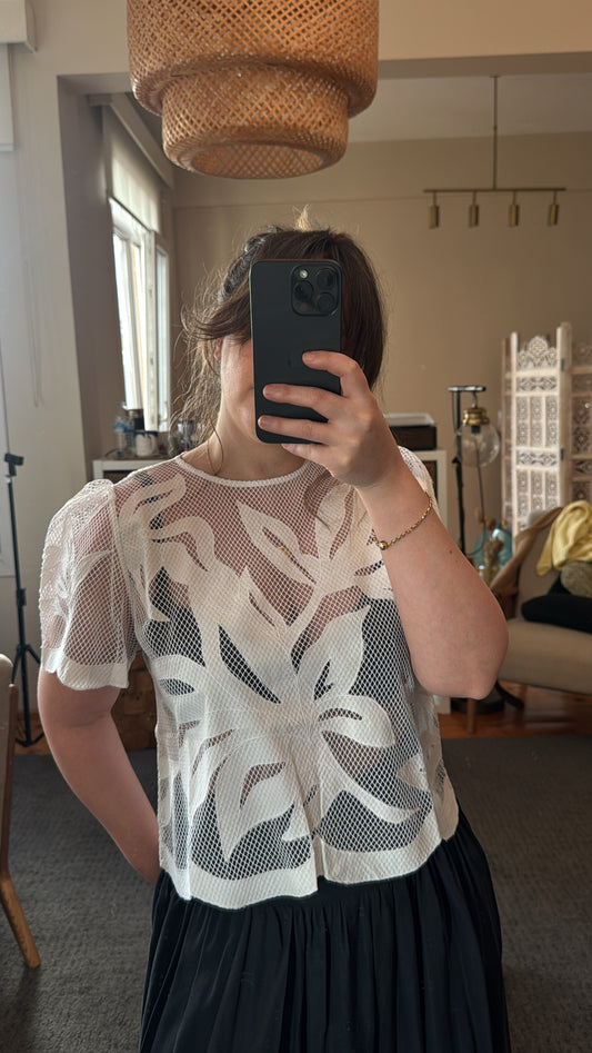 İthal Delikli Çiçek Desenli Bluz