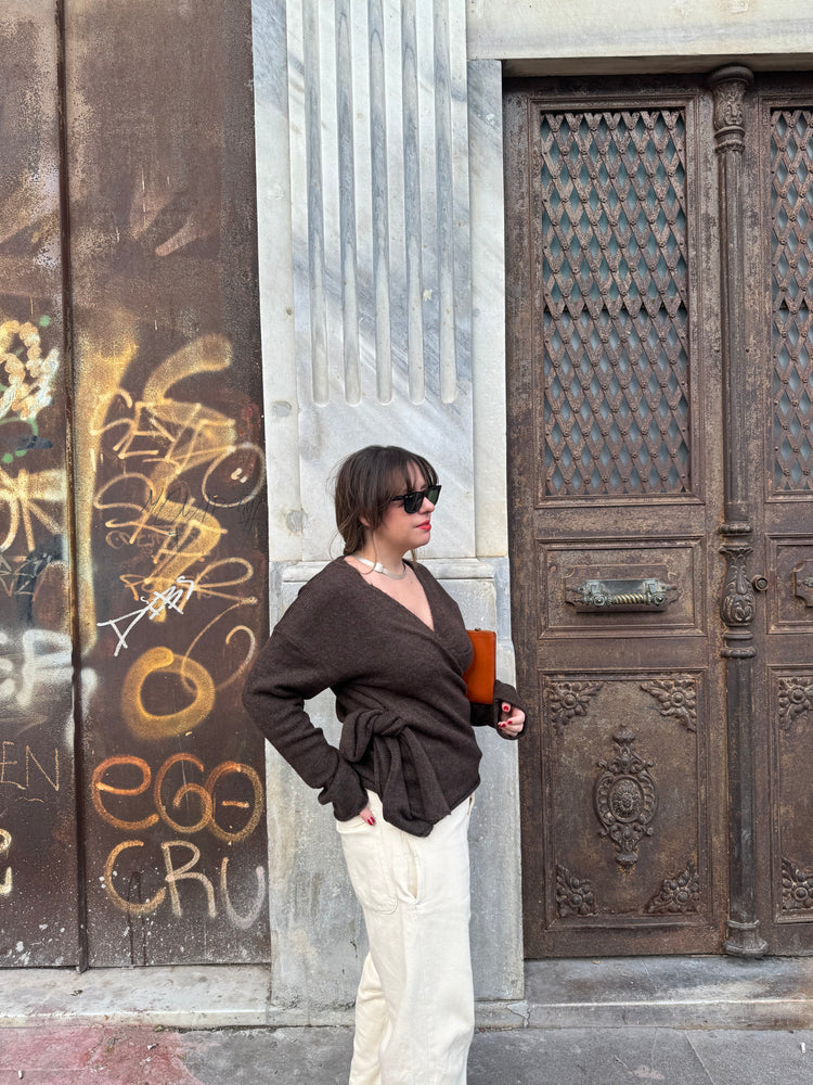 Kruvaze Bağlamalı Hırka