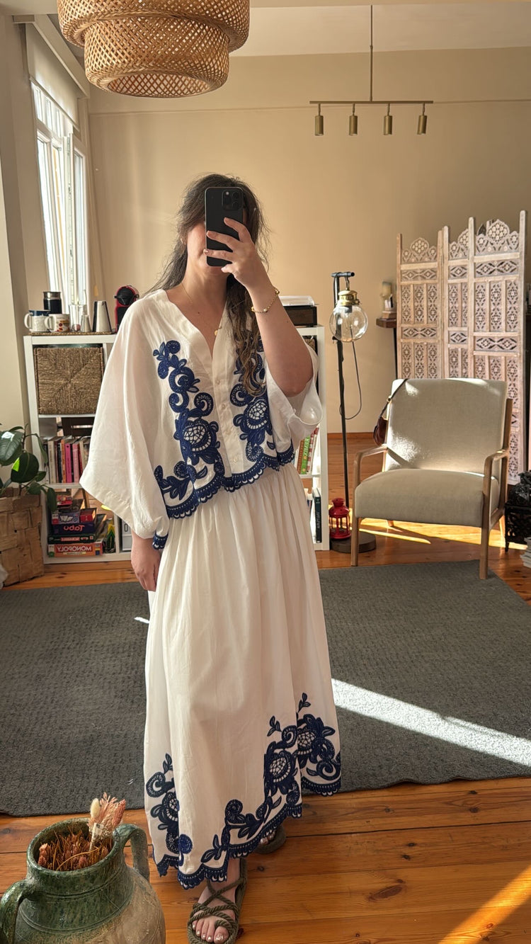 Nakış Detaylı Bluz/Etek Takım