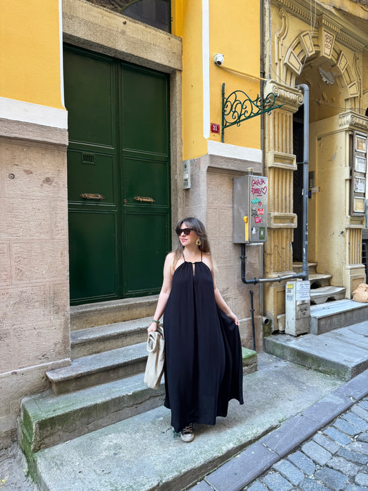 Boyundan Askılı Siyah Viskon Elbise