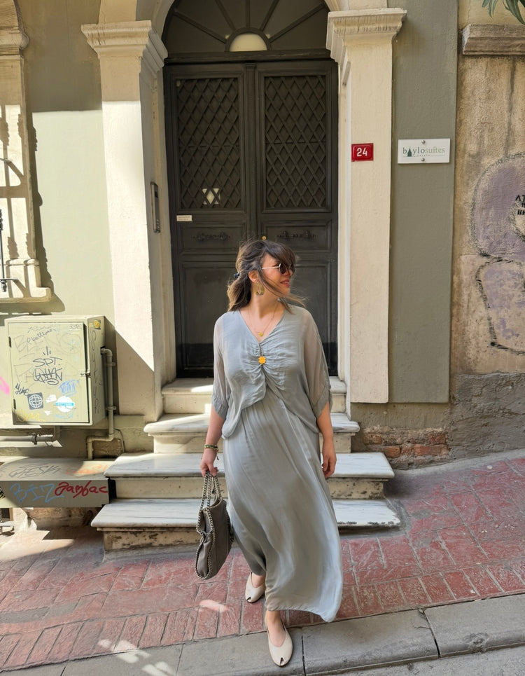 İthal İpek Gri Astarlı Elbise