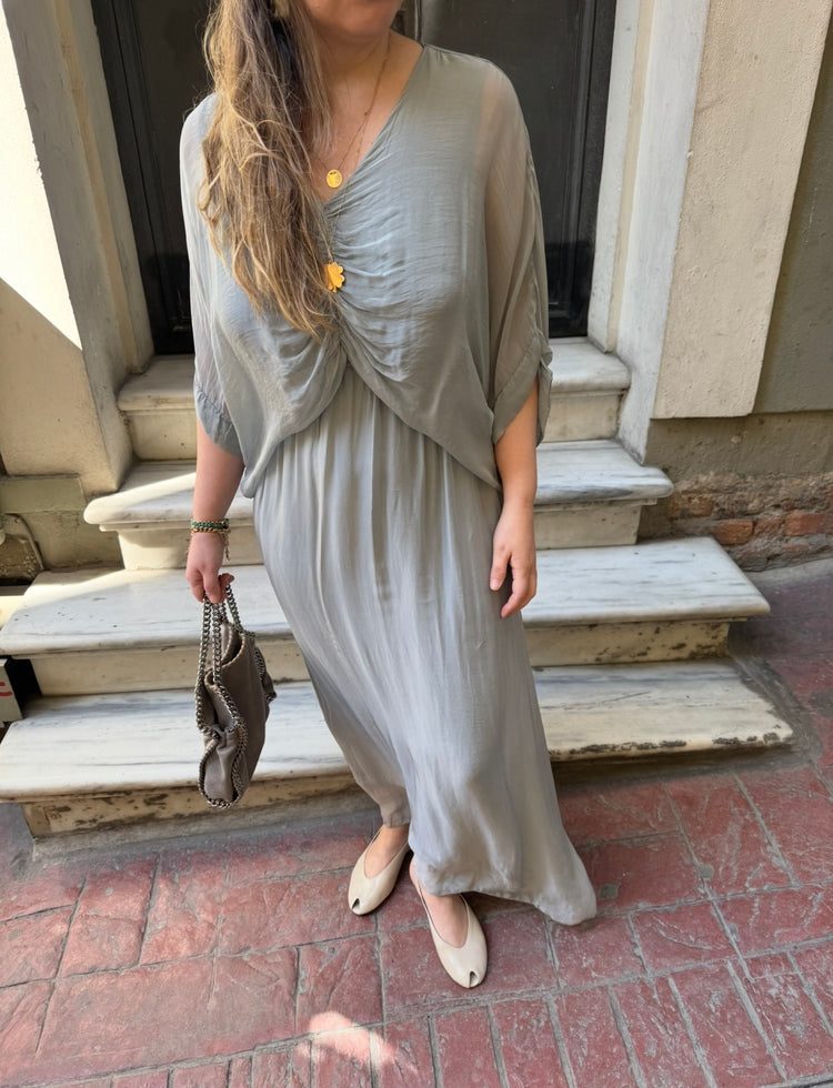 İthal İpek Gri Astarlı Elbise