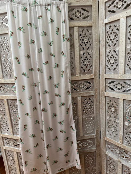 Desenli Beli Lastikli Saten Pantolon